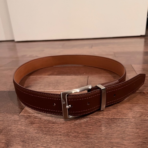 Nike G-Flex Brown Leather Belt Men’s Size 34 – Silver Buckle Stretch-Fit Golf / - Picture 7 of 7